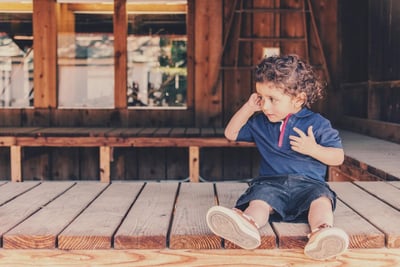 Comment aménager une terrasse en bois durable qui résiste aux intempéries ?